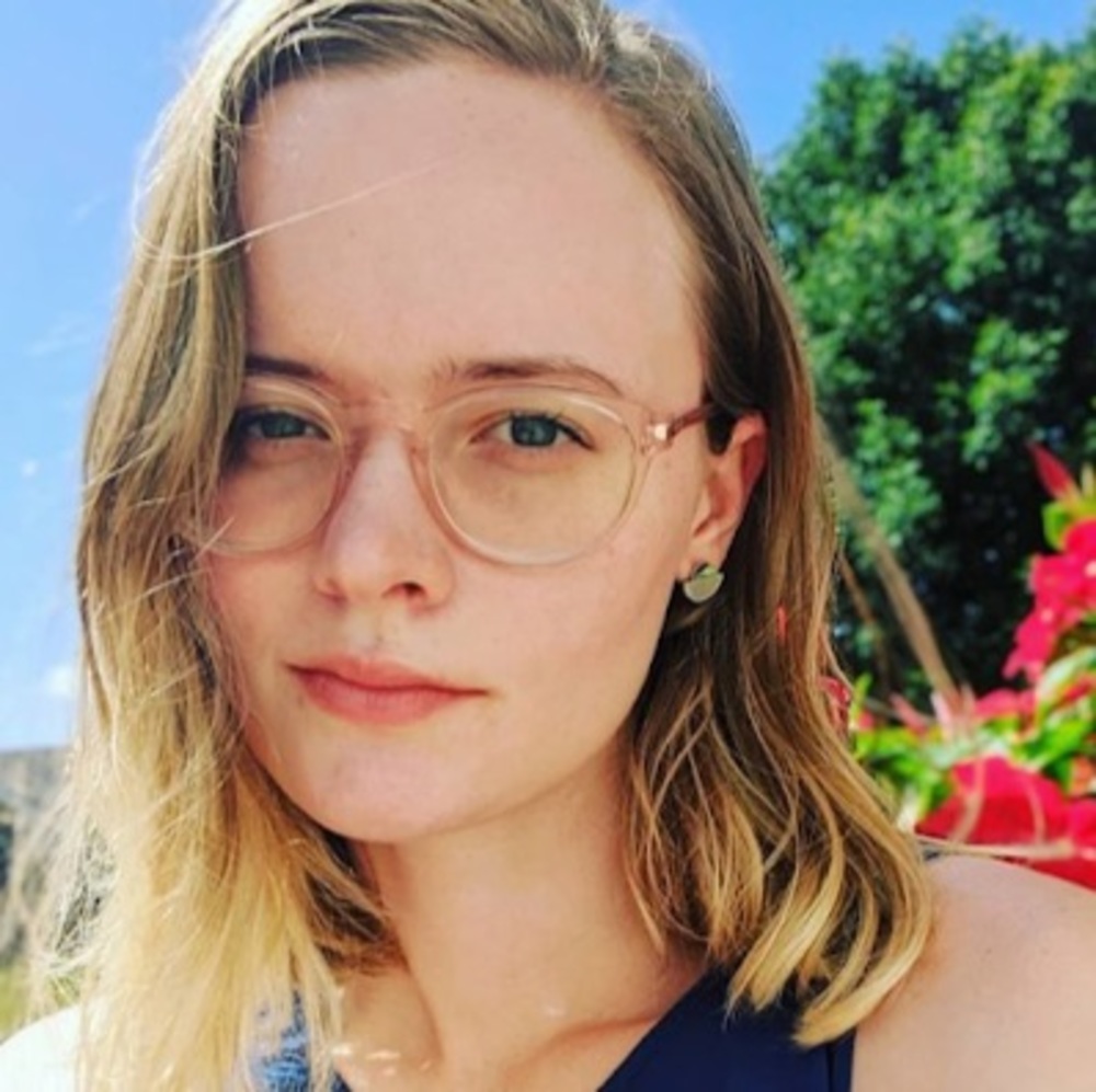 Meet your Posher, Madelyn